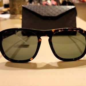 BRAND NEW! GUCCI SUNGLASSES